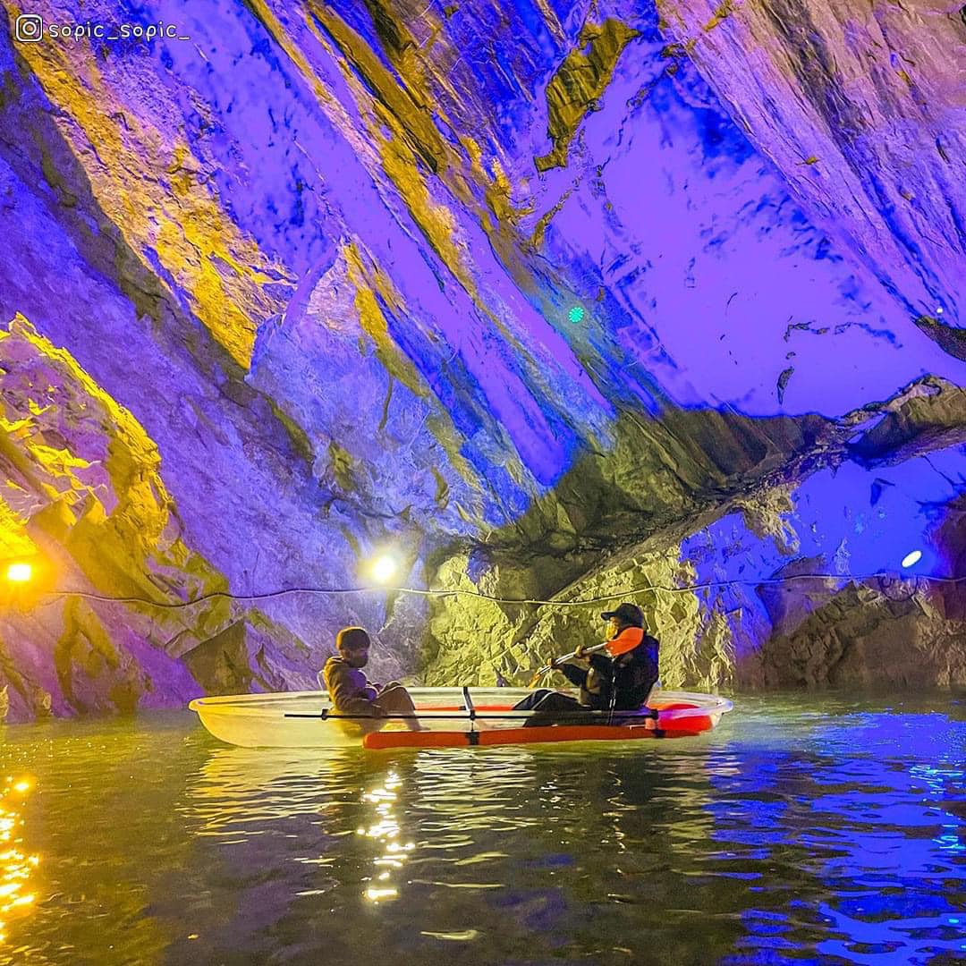 Trải nghiệm Chèo thuyền kayak trong hang động 🚣